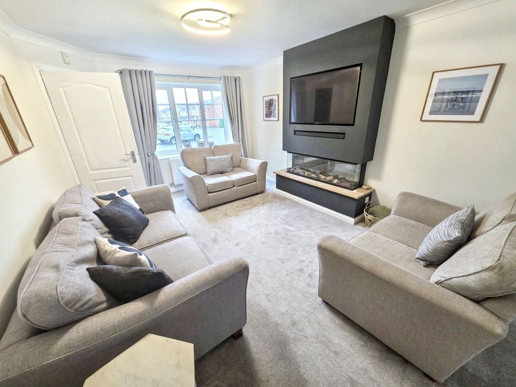 Property image 3 of 17