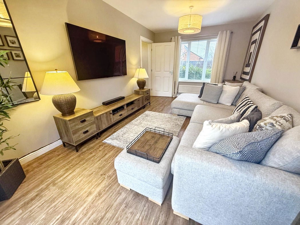 Property image 7 of 23
