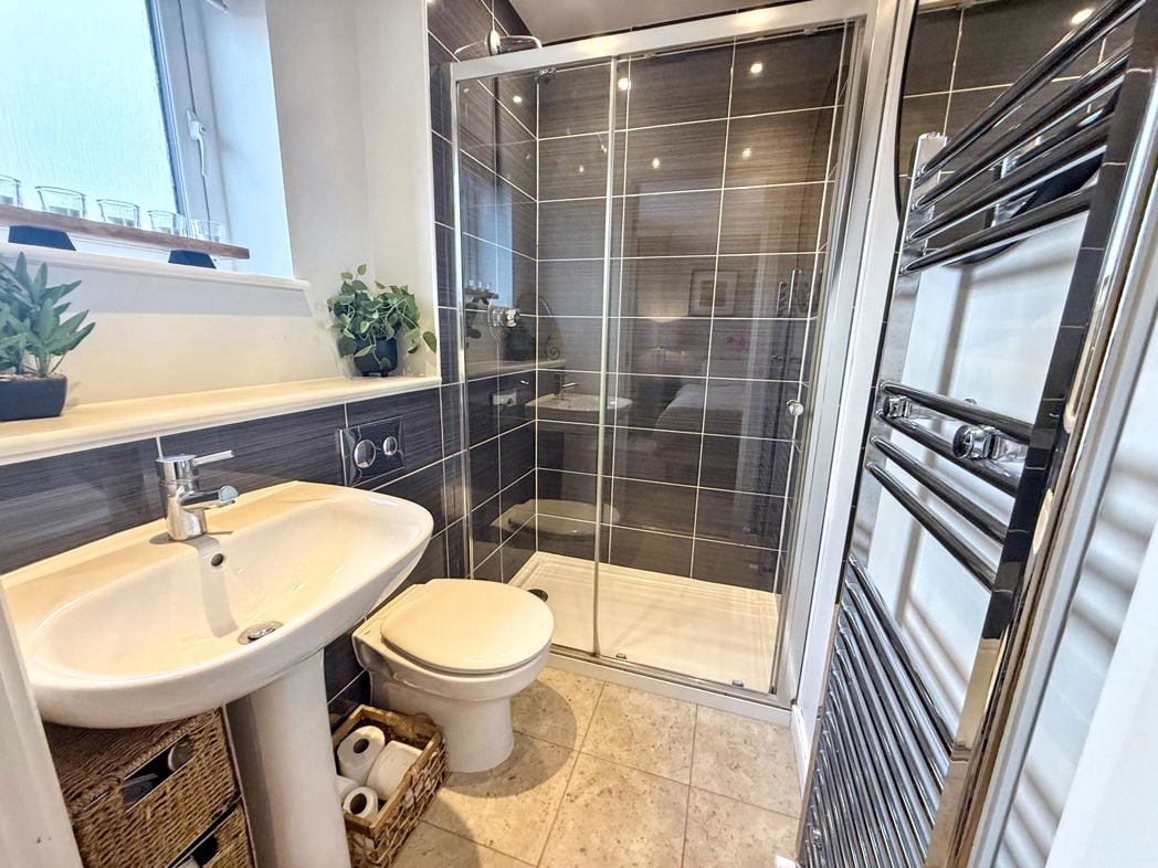 Property image 15 of 23