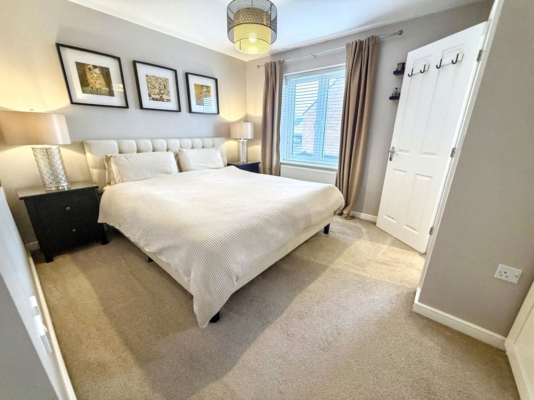 Property image 16 of 23