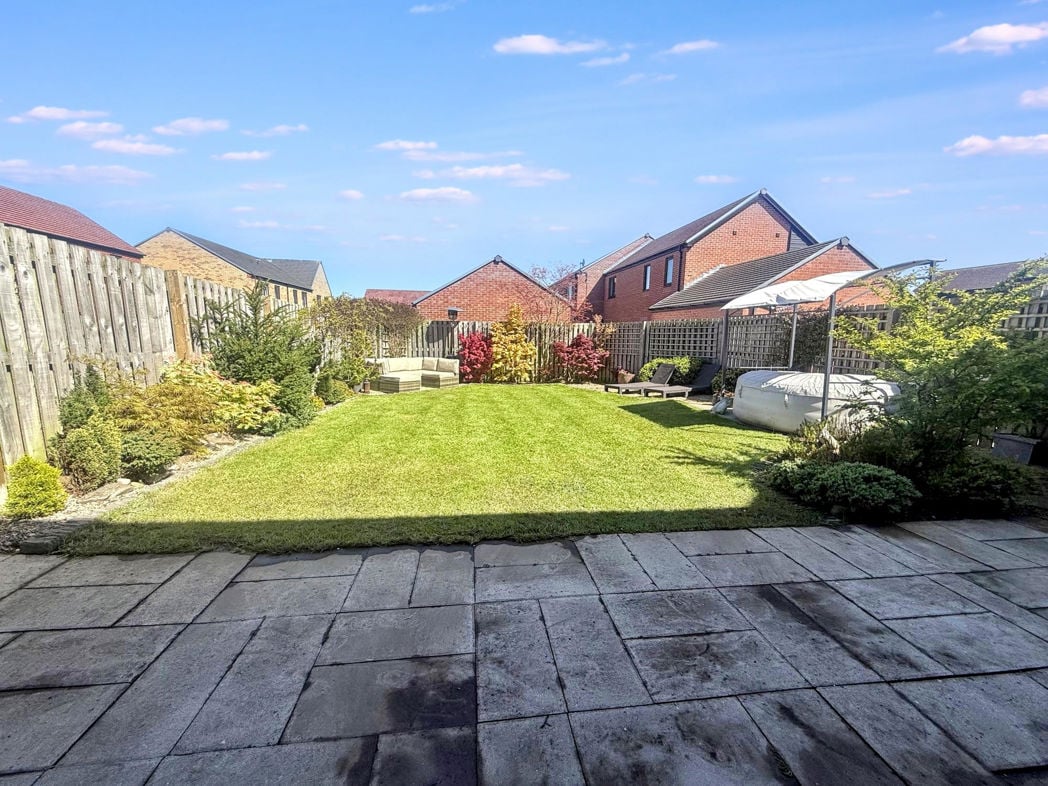 Property image 21 of 23