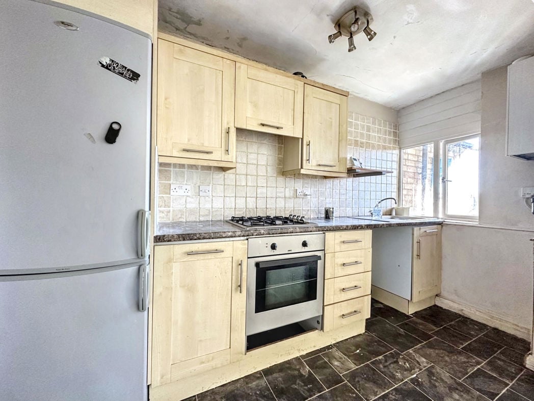 Property image 3 of 8