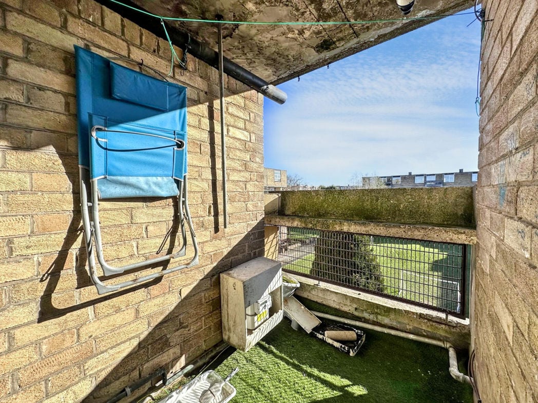 Property image 7 of 8