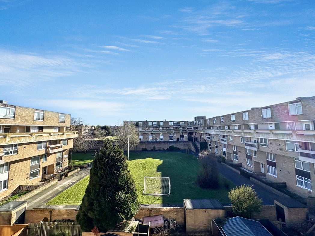 Property image 8 of 8