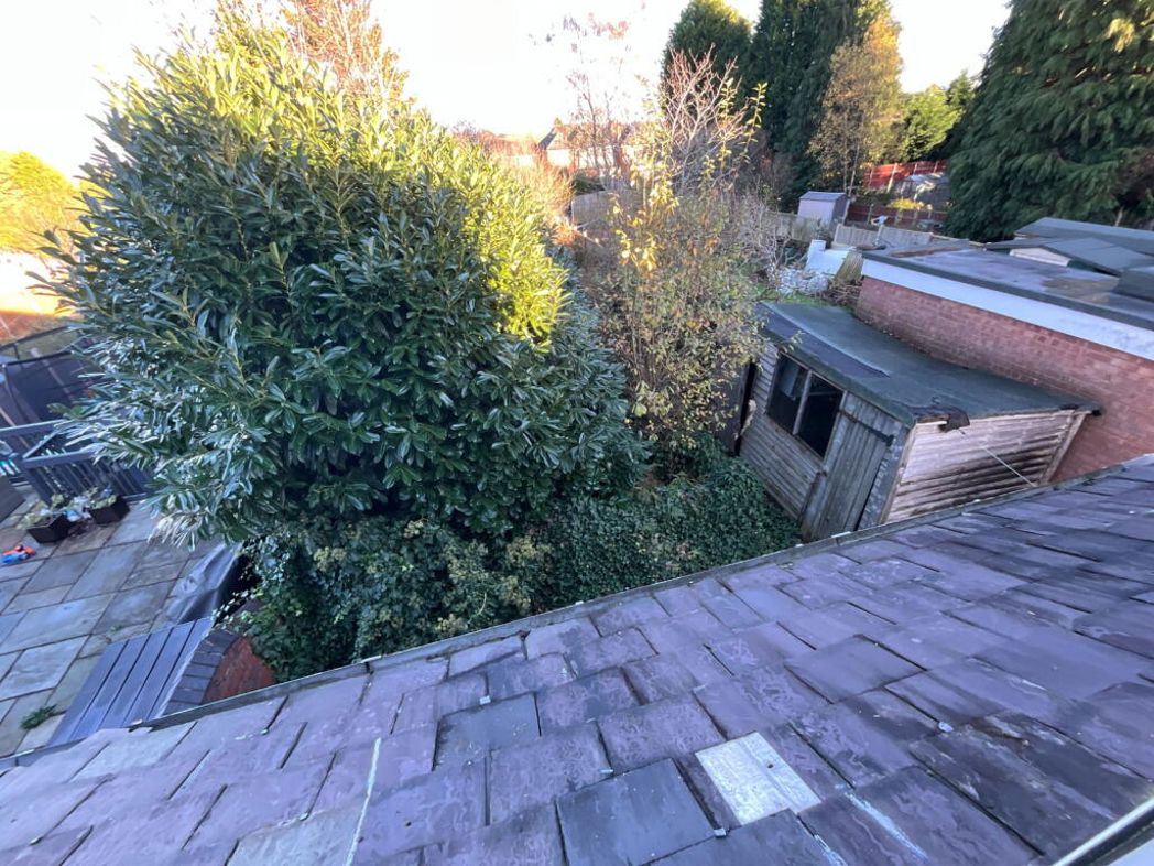 52, Halesowen, West Midlands, B62 8JN