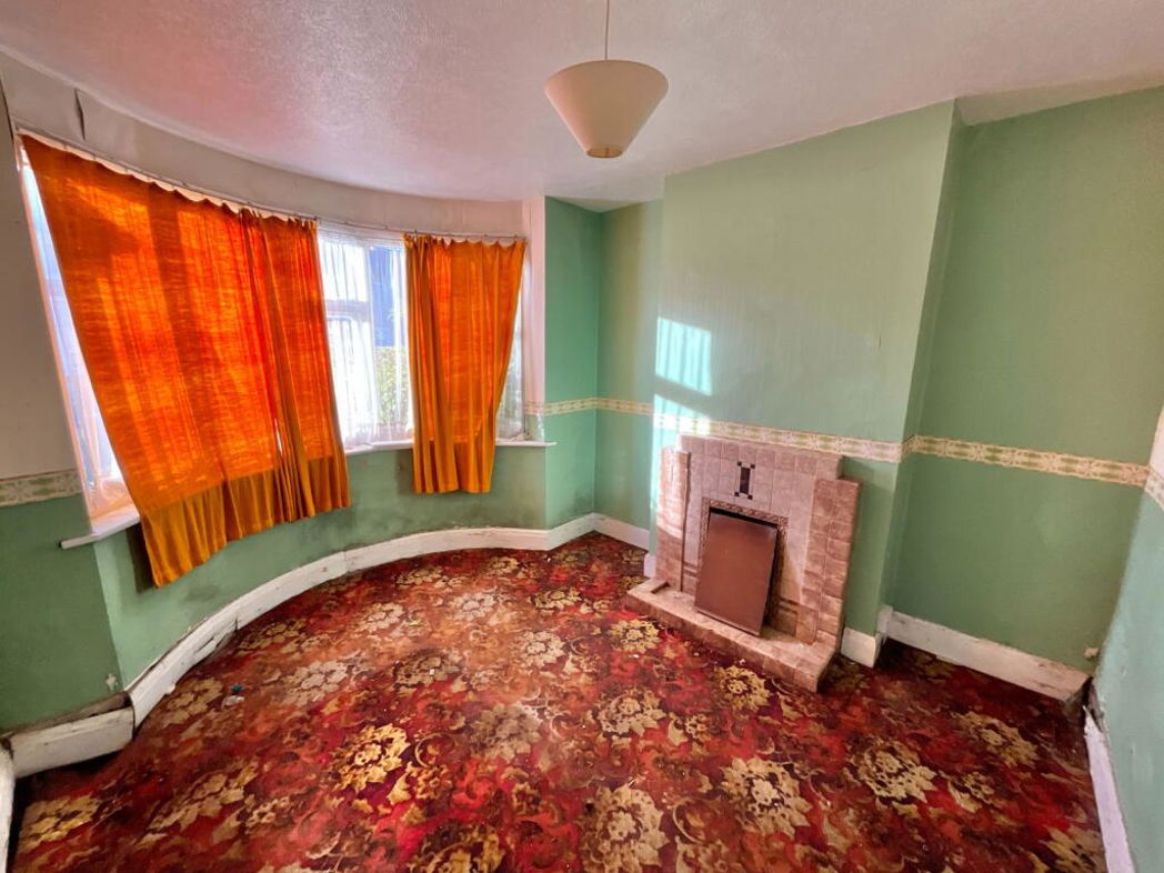 52, Halesowen, West Midlands, B62 8JN