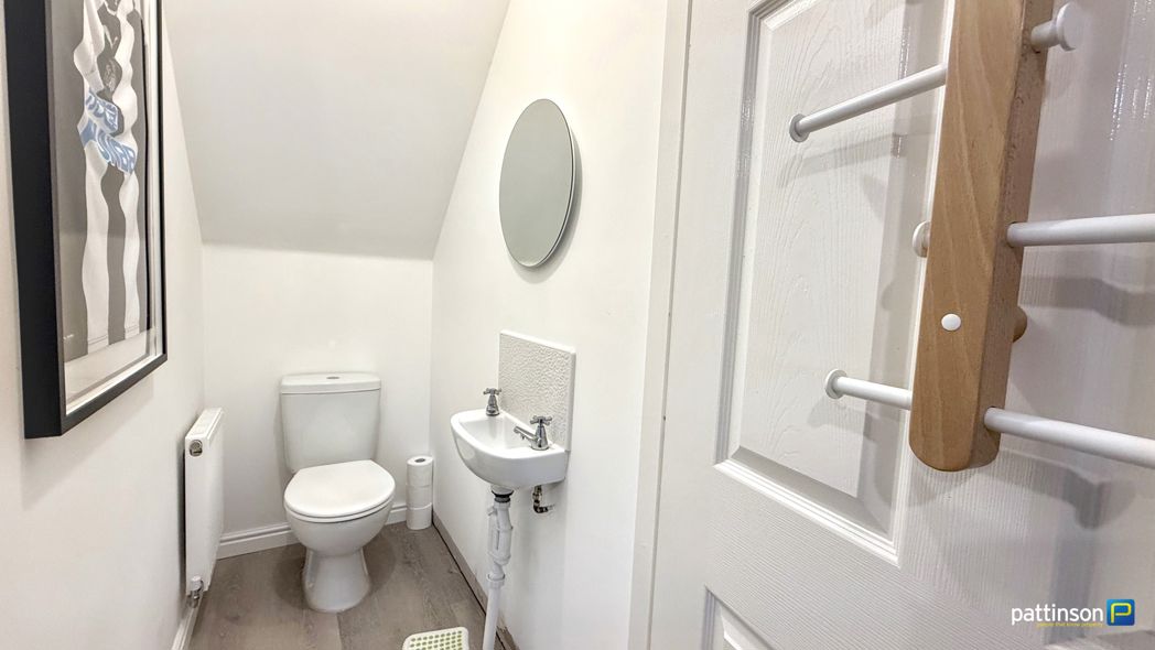 Property image 12 of 25
