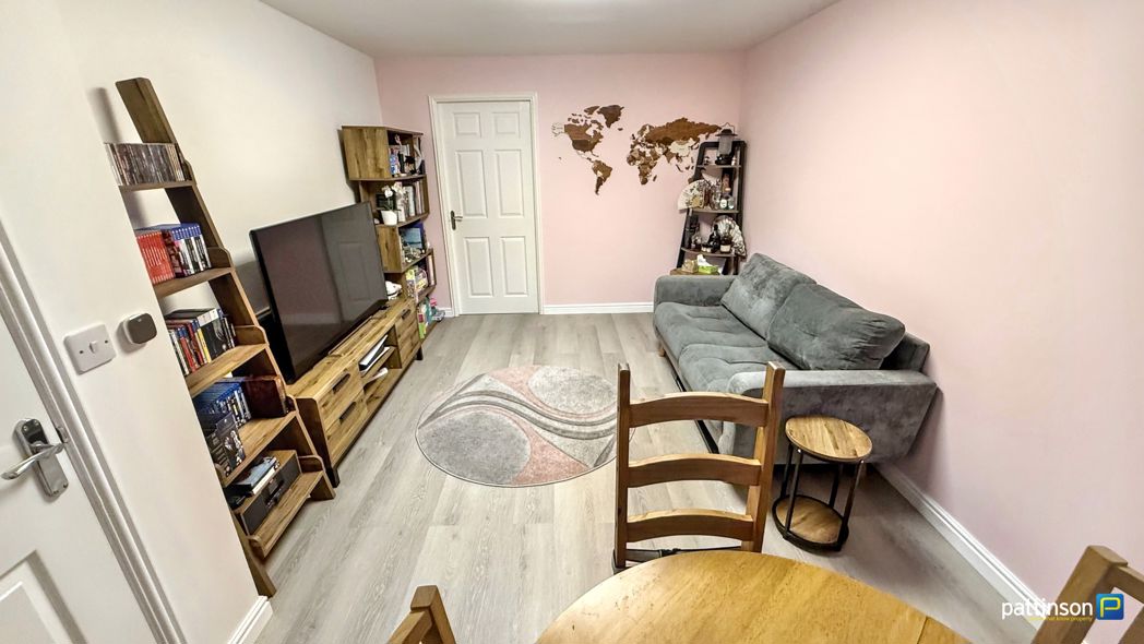 Property image 7 of 25