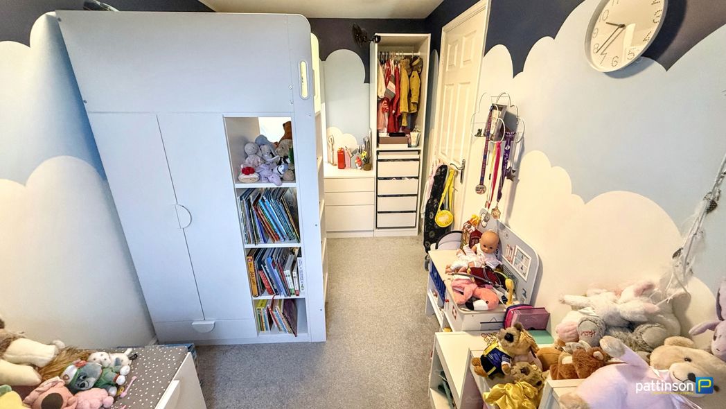 Property image 21 of 25