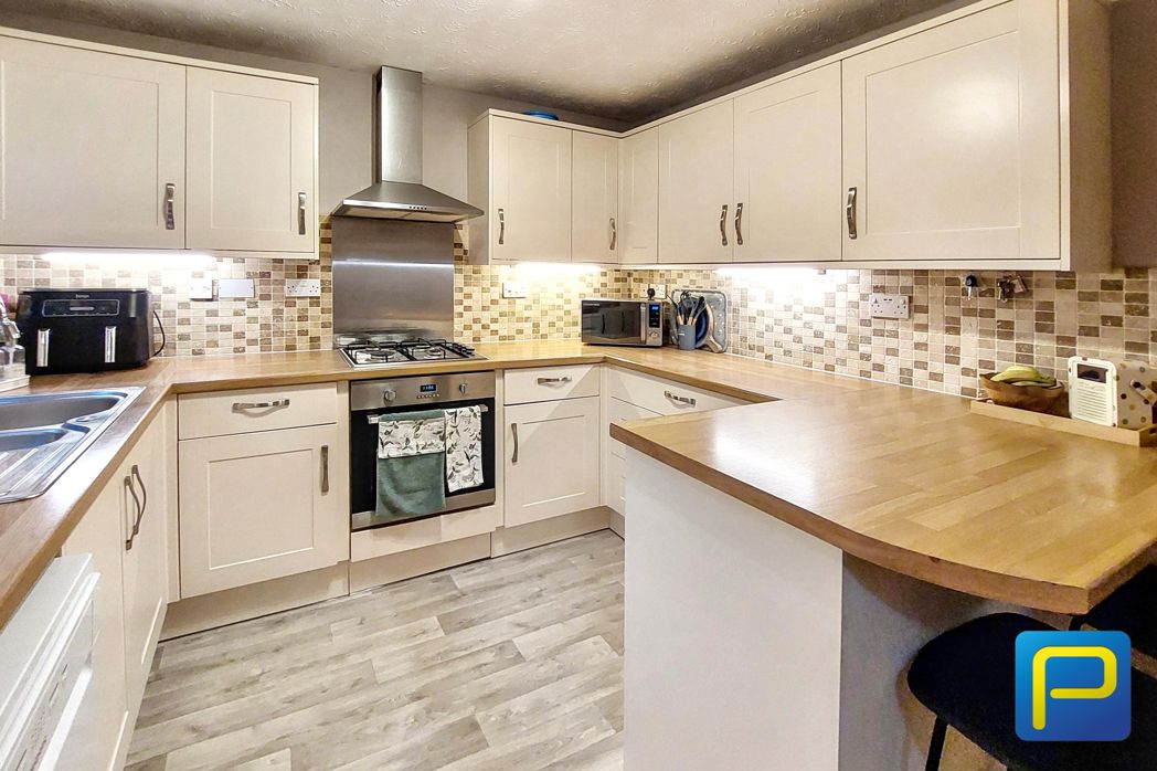 Property image 4 of 20