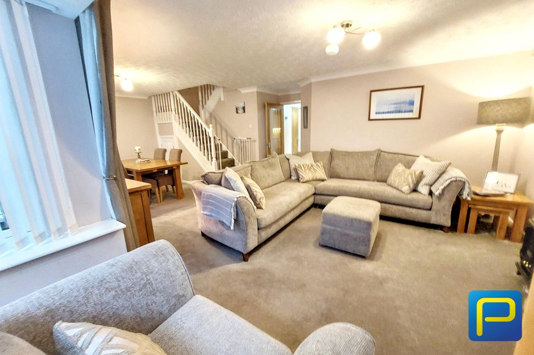 Property image 8 of 20
