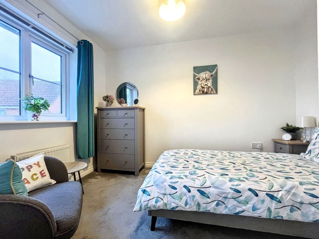Property image 10 of 17
