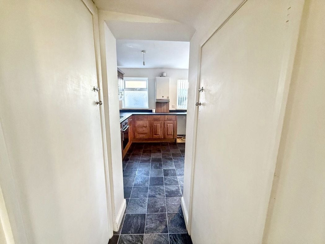 Property image 7 of 14