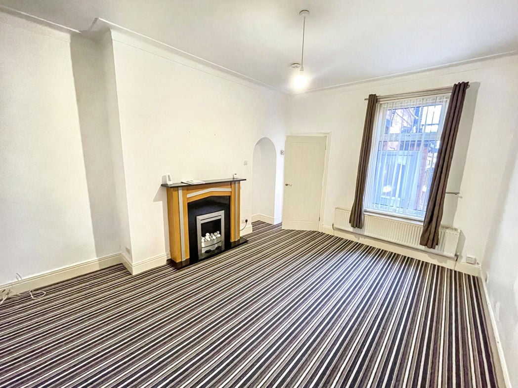 Property image 7 of 9