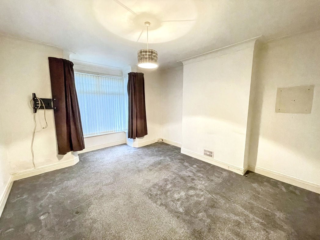 Property image 3 of 9
