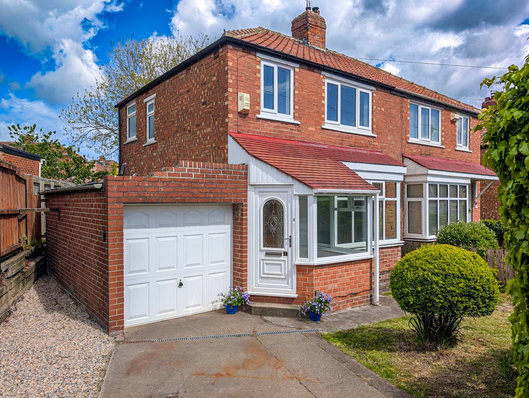 Property image 1 of 15