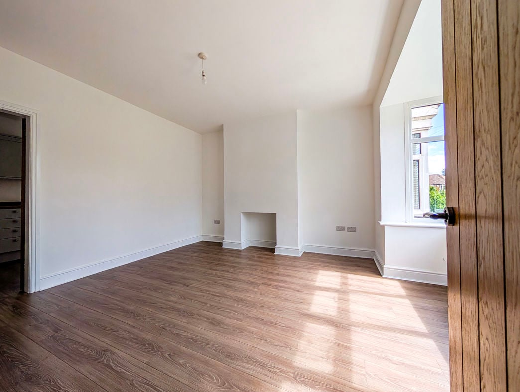 Property image 3 of 15