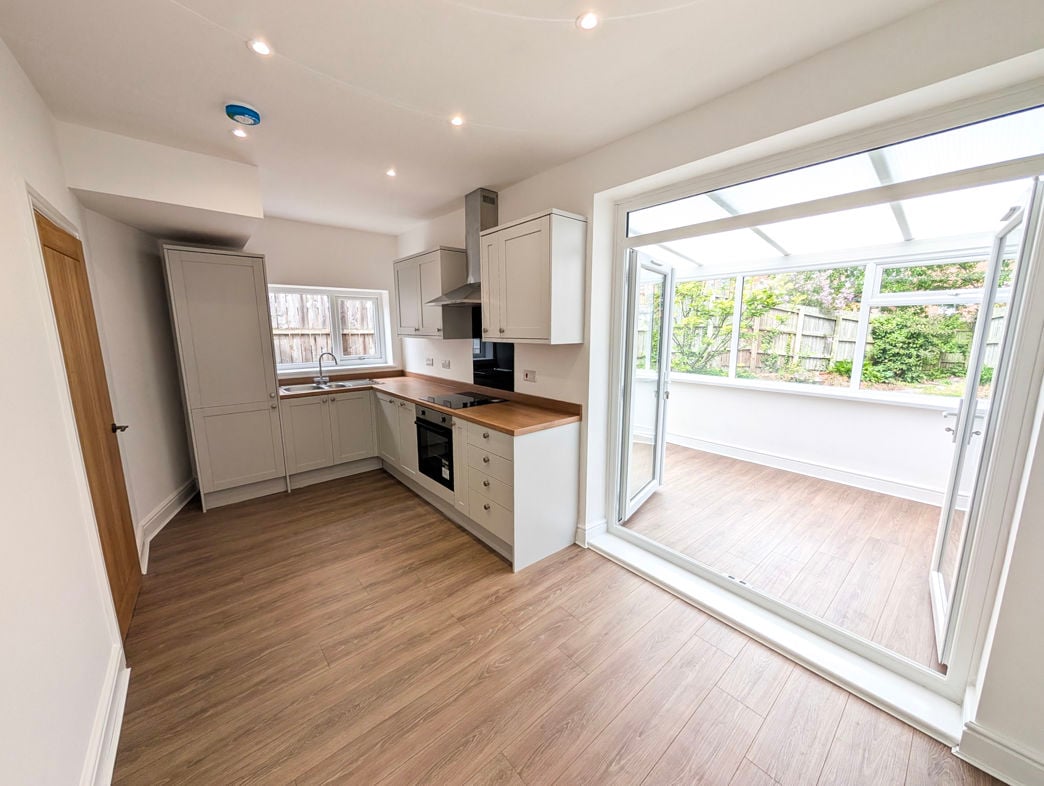 Property image 6 of 15