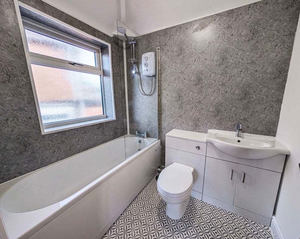 Property image 10 of 15
