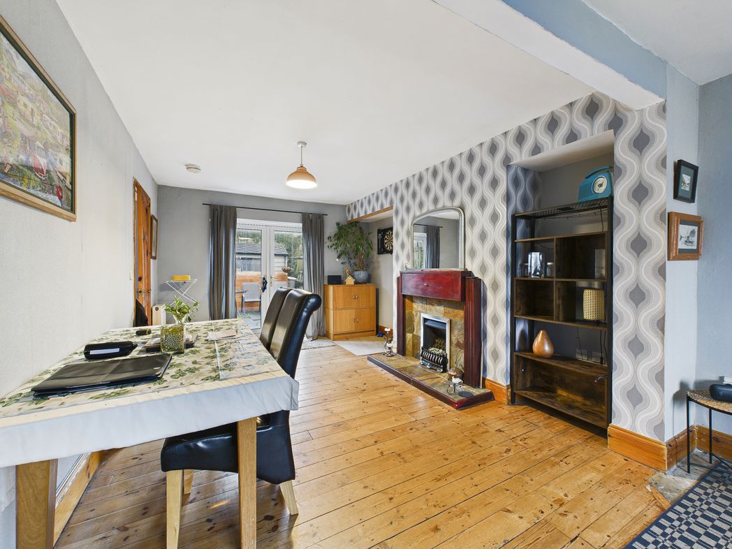 Property image 2 of 12