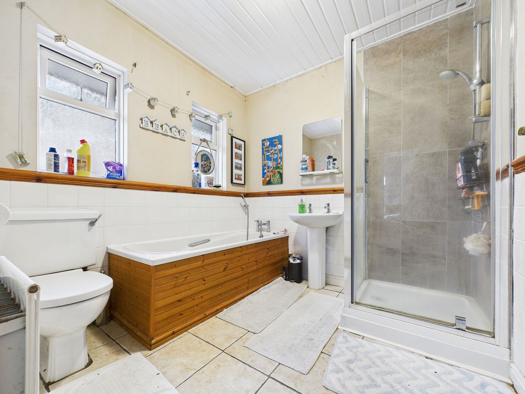 Property image 9 of 12