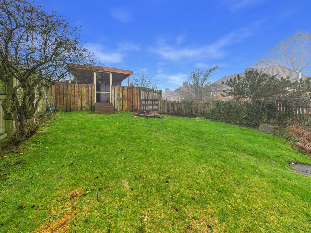 Property image 11 of 12