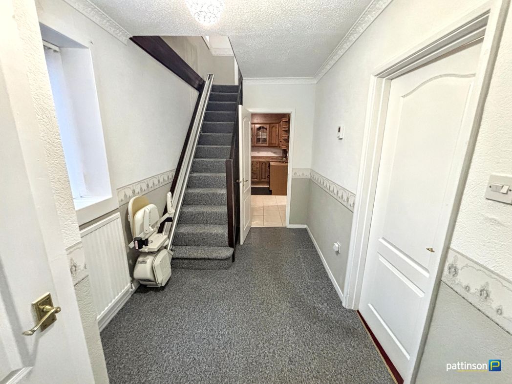 Property image 4 of 14