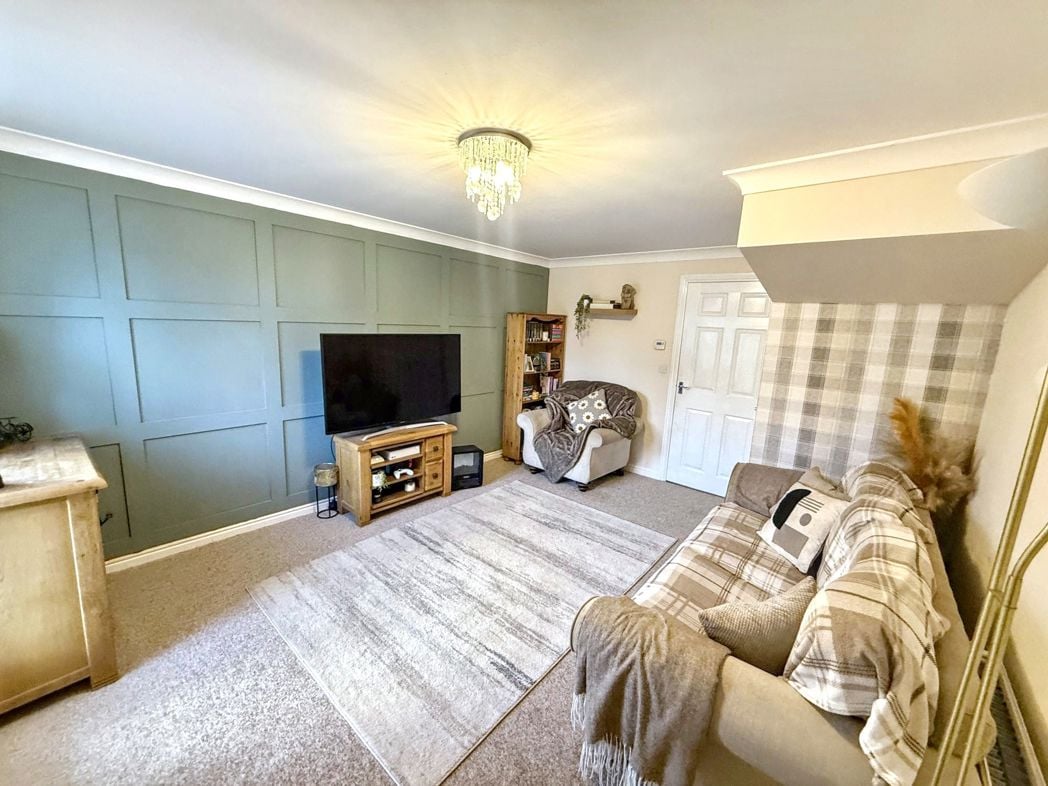 Property image 3 of 16