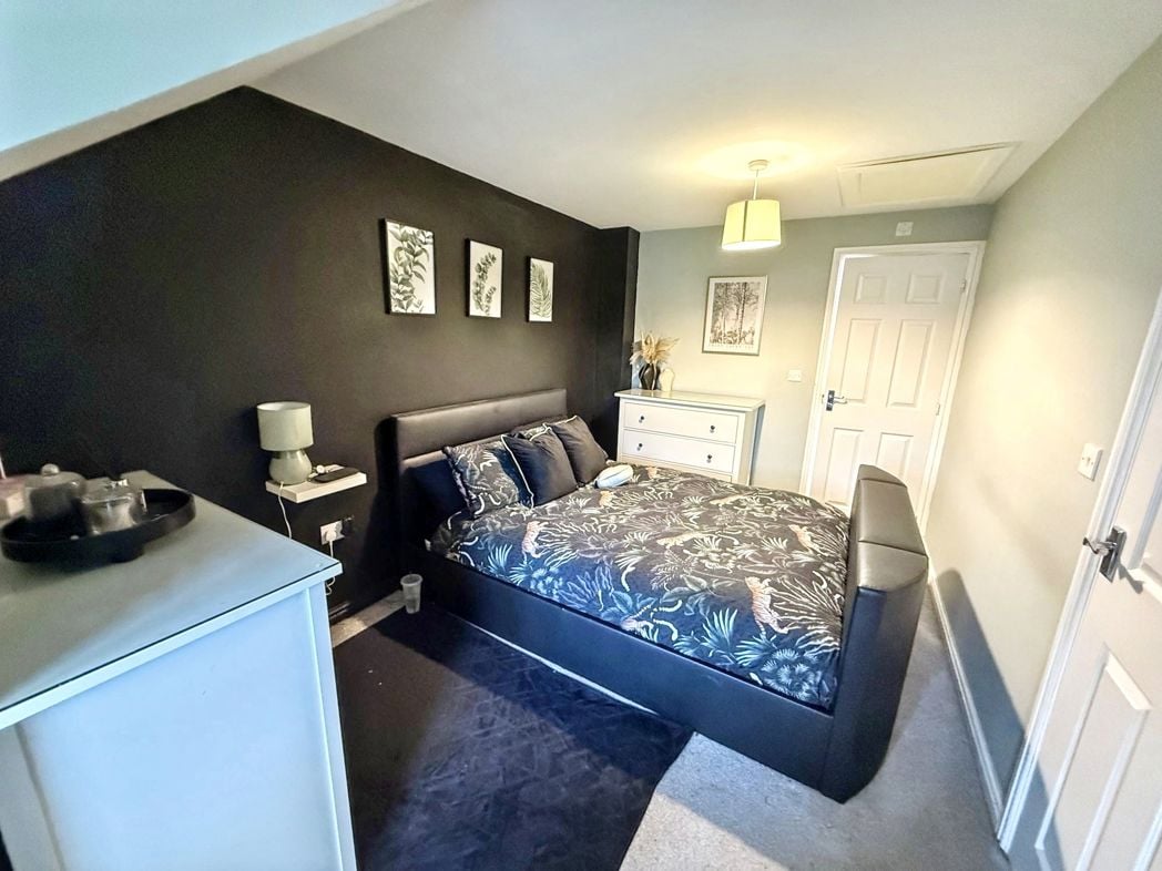 Property image 15 of 16