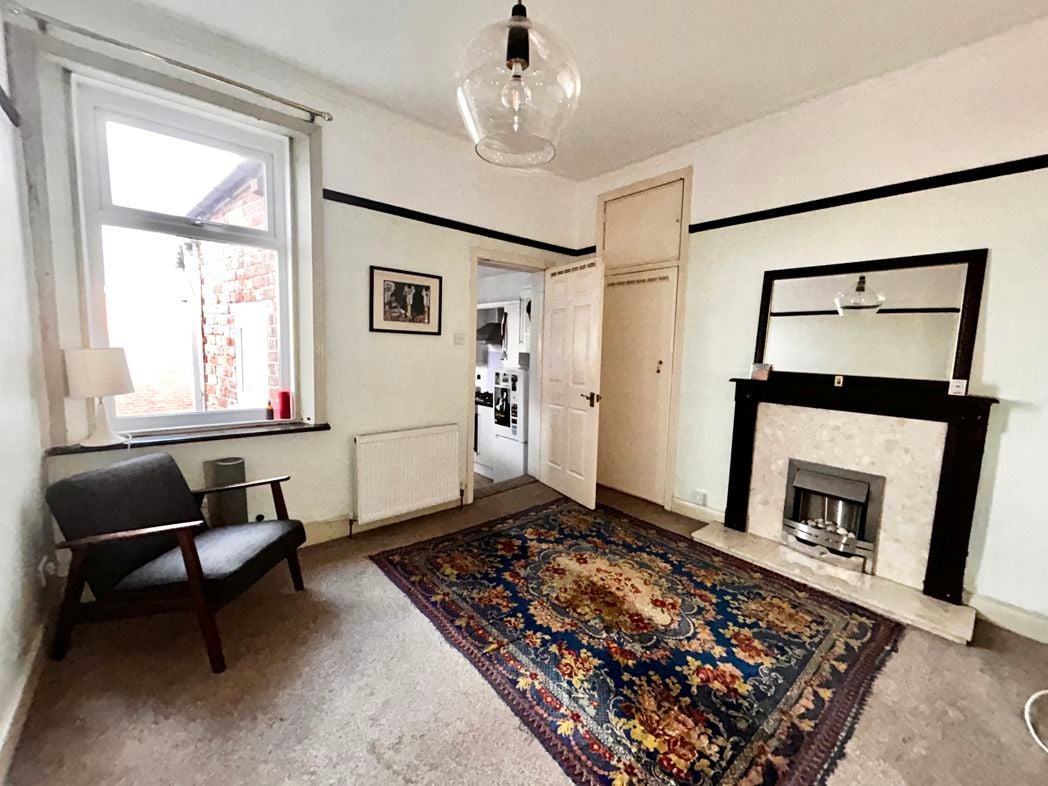 Property image 5 of 11