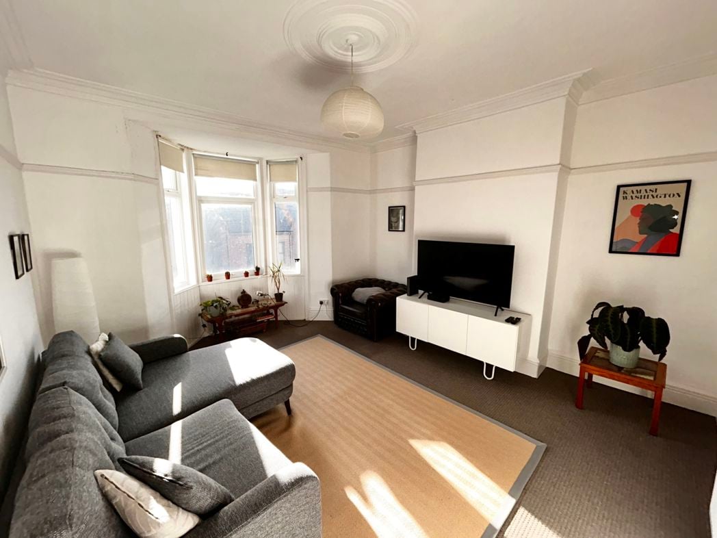 Property image 3 of 11