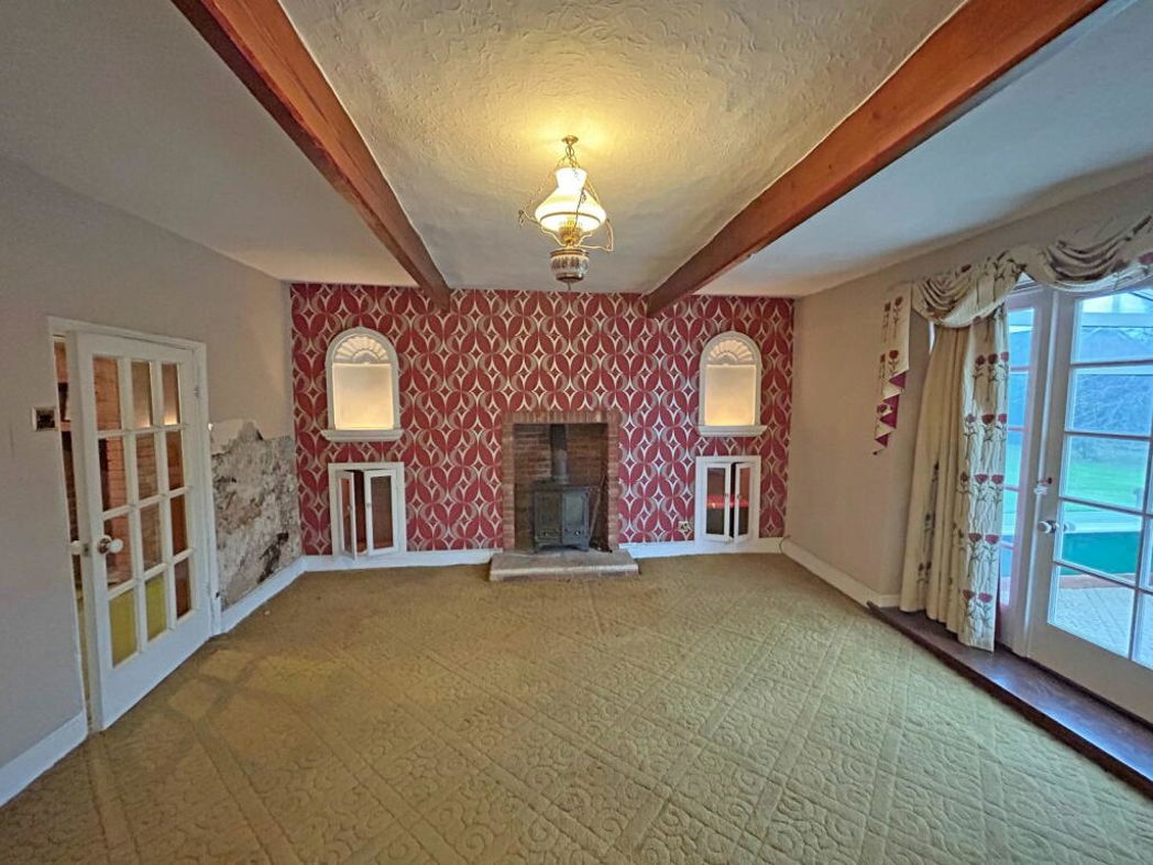 Property image 2 of 20