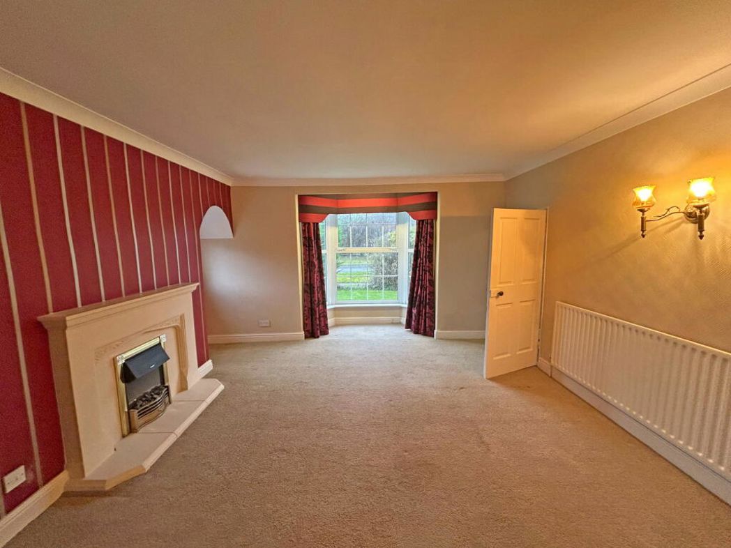 Property image 3 of 20