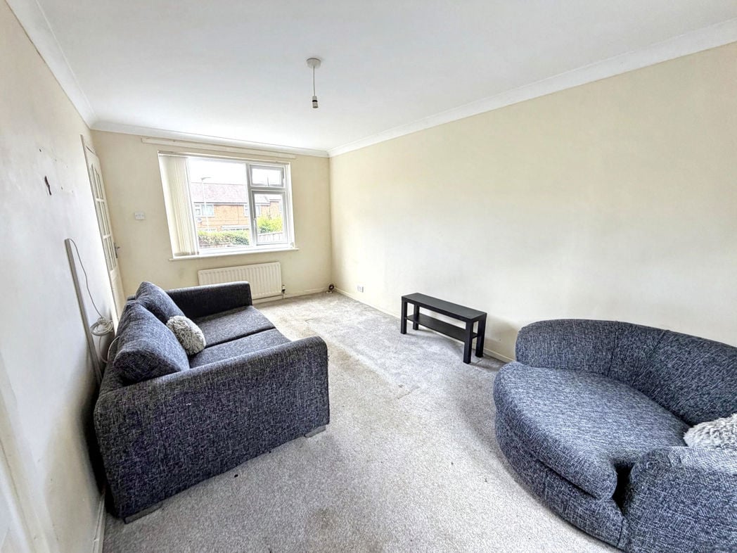Property image 3 of 12