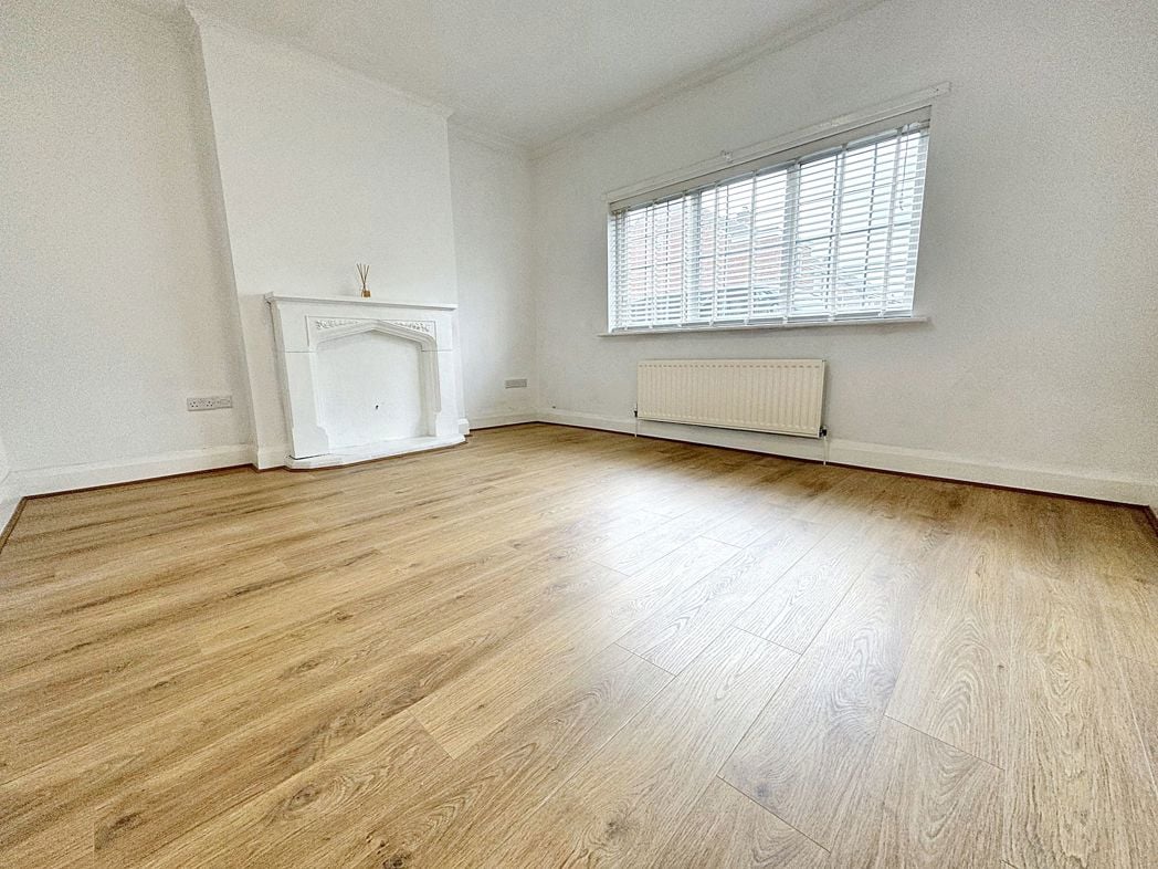 Property image 6 of 16