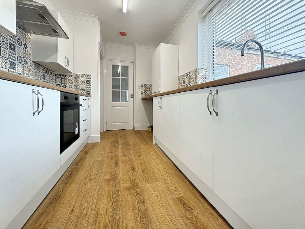 Property image 9 of 16