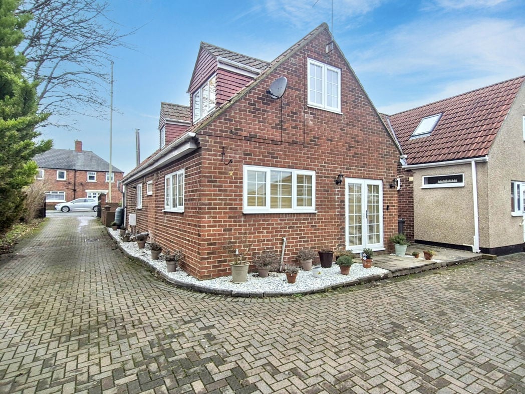 Property image 22 of 28