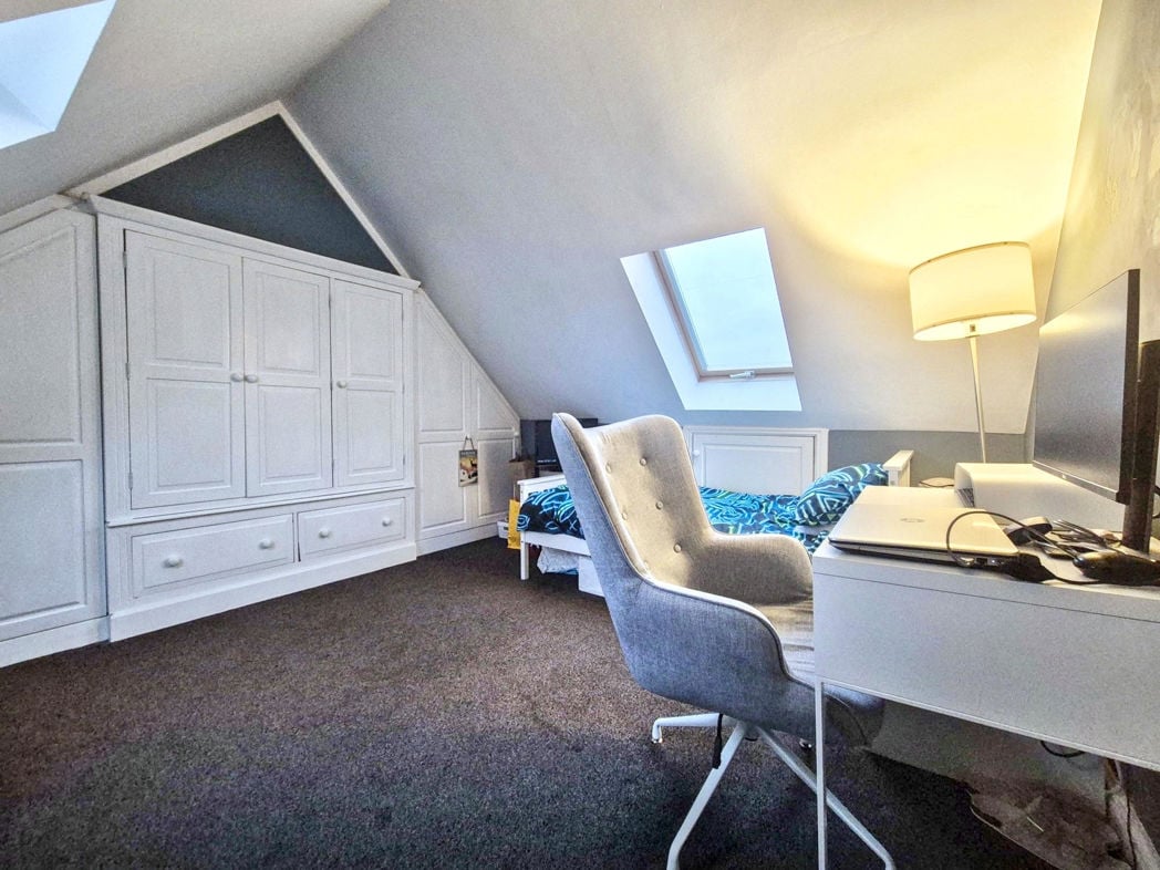 Property image 20 of 28