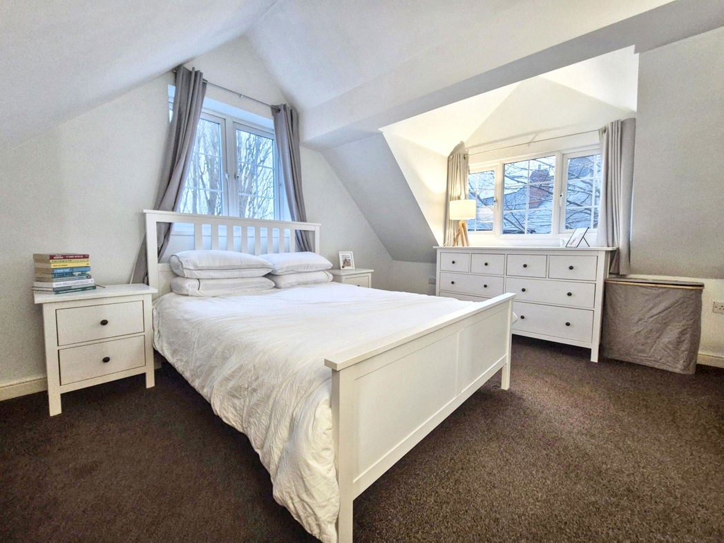 Property image 17 of 28