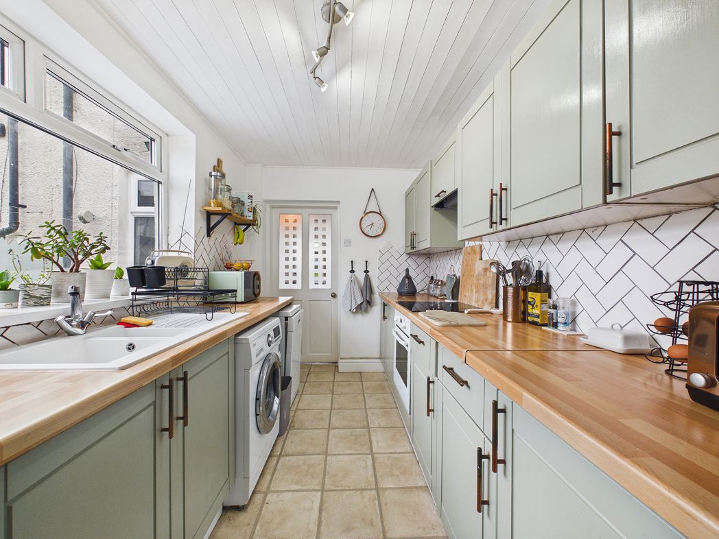 Property image 6 of 12