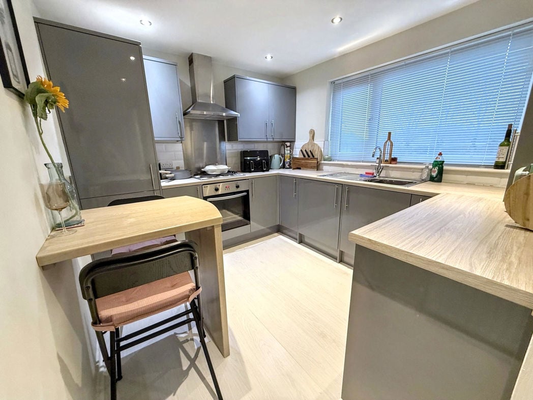 Property image 3 of 13