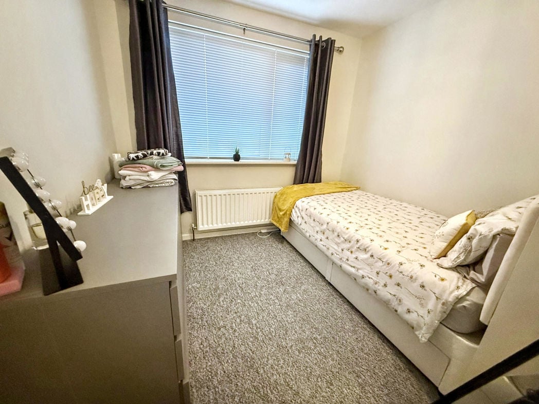 Property image 10 of 13