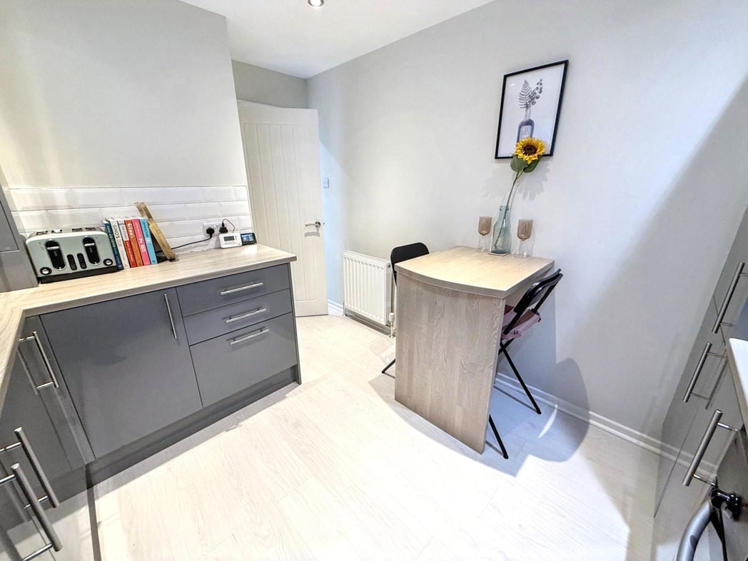 Property image 6 of 13