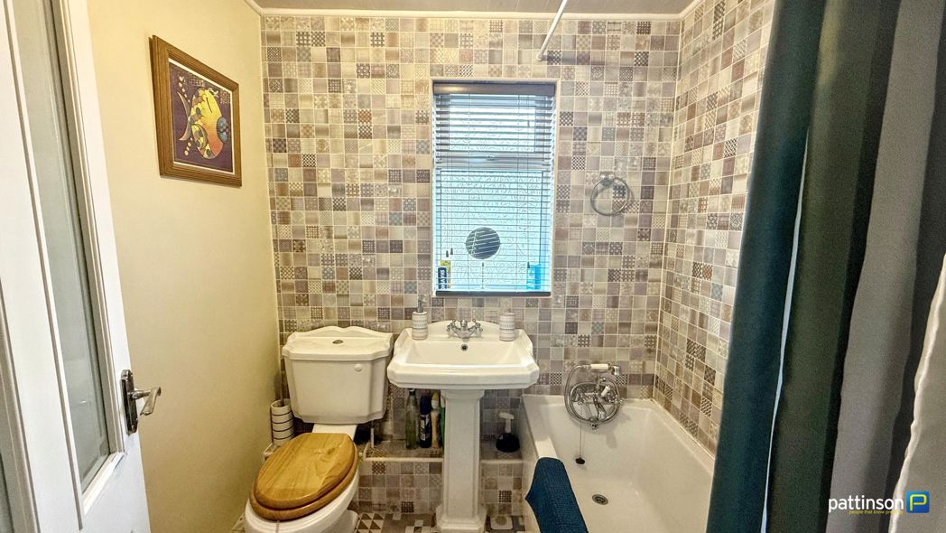 Property image 9 of 21