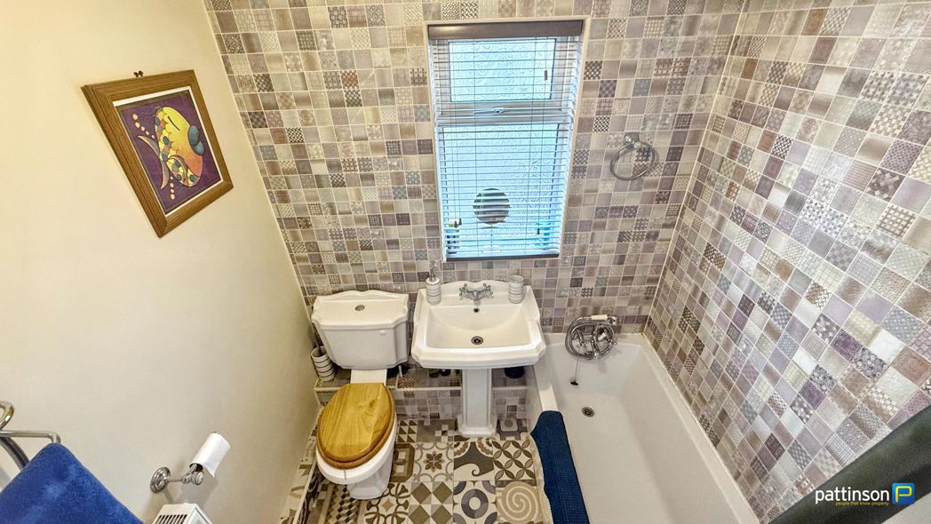 Property image 10 of 21