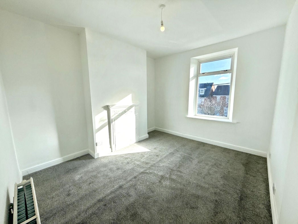 Property image 10 of 14