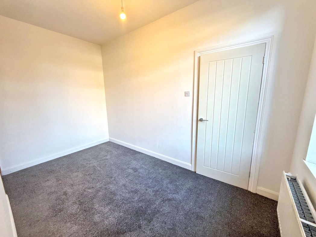 Property image 5 of 14