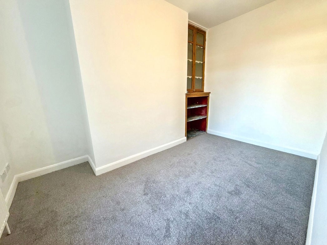 Property image 4 of 14