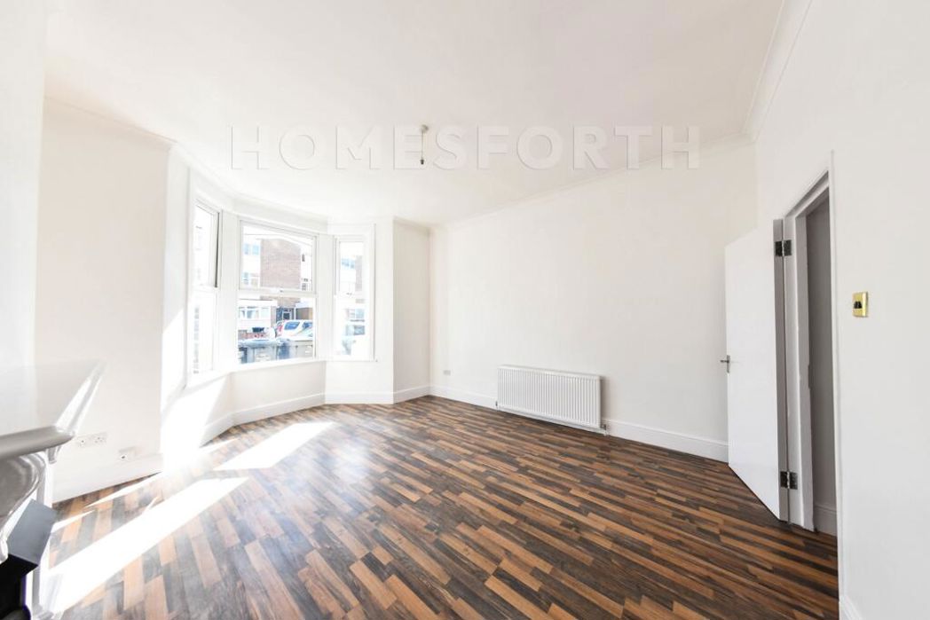 Property image 3 of 13