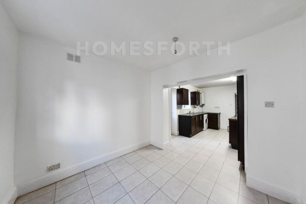 Property image 12 of 13